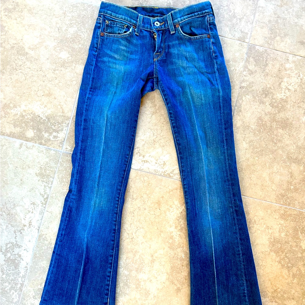 Lucky Jeans